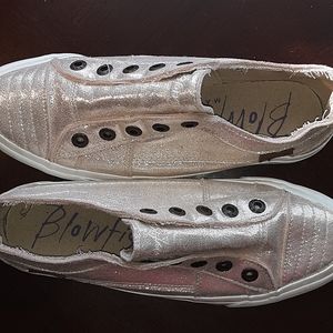 Blowfish rose gold canvas sneakers